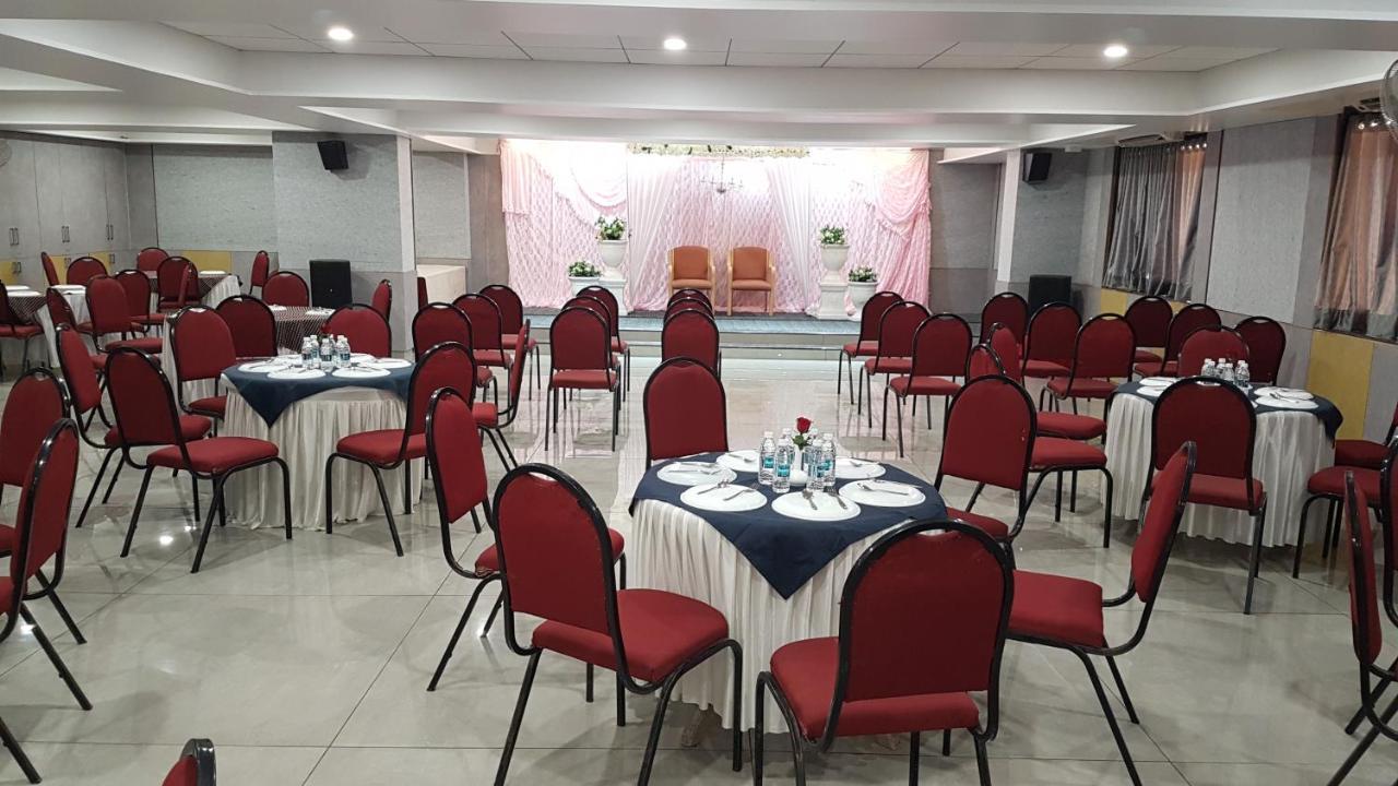 Hotel Opal Kolhapur Dış mekan fotoğraf