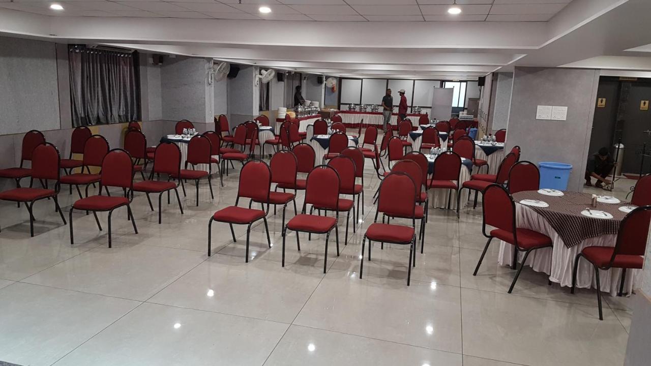 Hotel Opal Kolhapur Dış mekan fotoğraf